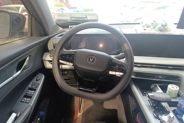 Used CHANGAN CS75 PLUS 2024 3rd Generation Champion Edition 1.5T Intelligent Drive Dynamic Model