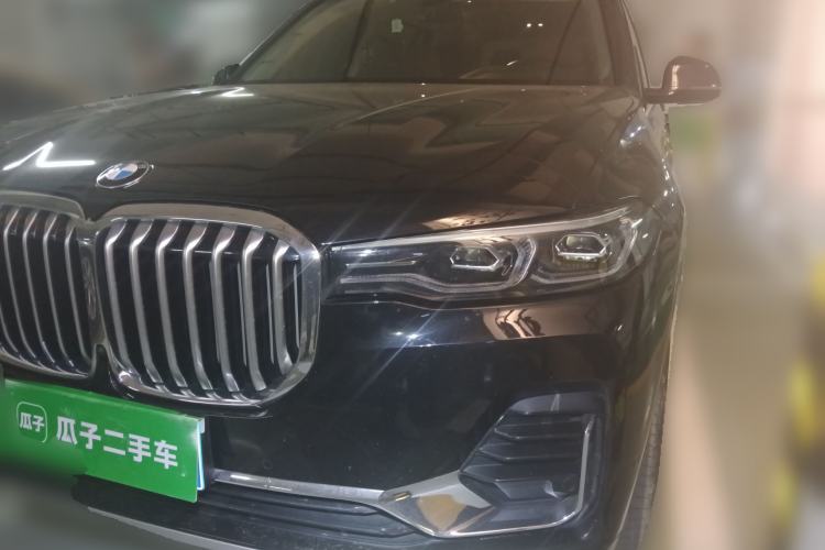 Used BMW X7 2020 xDrive40i Luxury Package with Leading Features