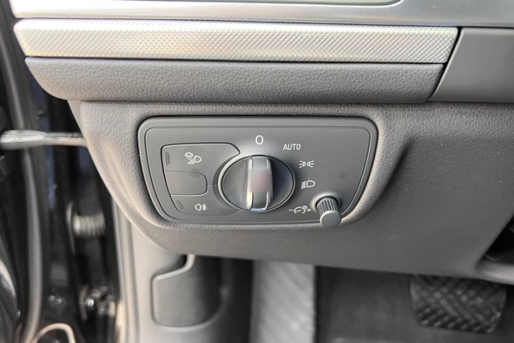 Used Audi A6L 2018 30th Anniversary Edition 35 TFSI Fashion Model
