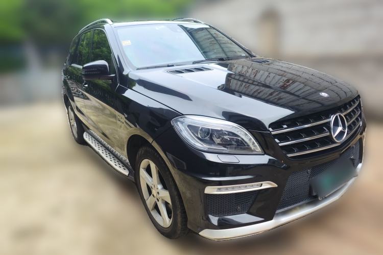 Used Mercedes-Benz M-Class 2014 ML 320 4MATIC Front Right 45 Deg