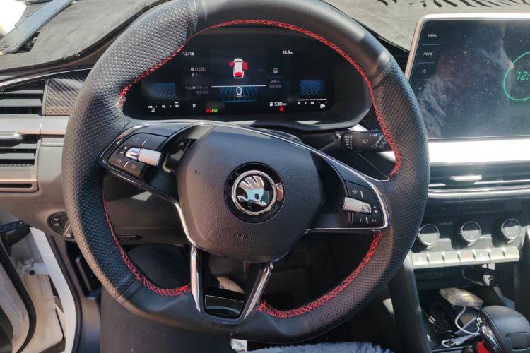 Used Skoda Kodiaq 2024 TSI330 5-Seat Two-Wheel Drive Elite Version Steering Wheel