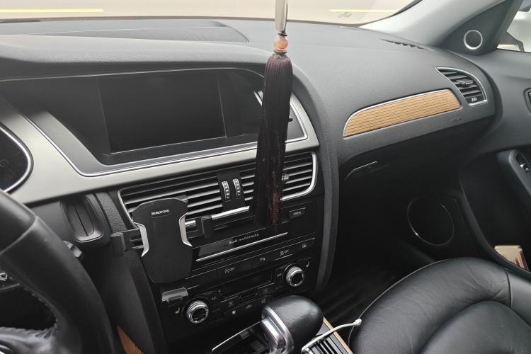 Used Audi A4L 2016 35 TFSI Collection Edition S line Luxury Model Audio And AC Panel