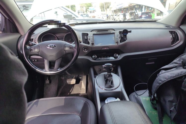 Used Kia Sportage R 2015 2.0L Automatic Two-Wheel Drive DLX Model