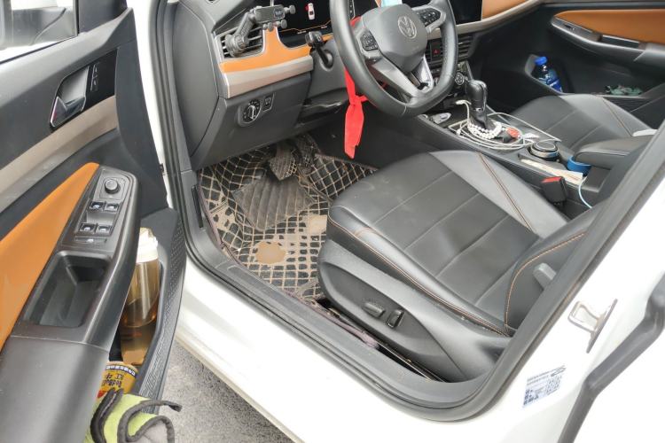 Used Volkswagen Bora 2023 200TSI DSG SmartDrive PRO Edition
