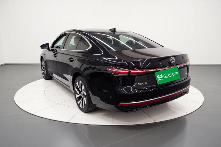 Used Volkswagen Passat 2025 Pro 380TSI Dragon Edition Exterior 2