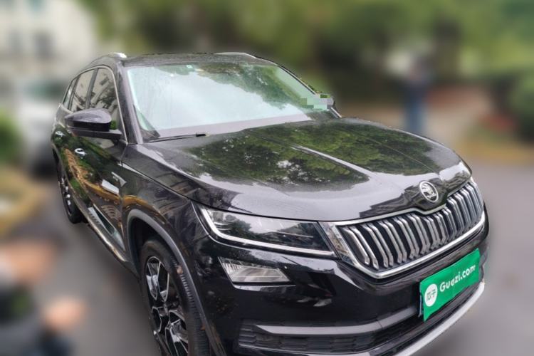 Used Skoda Kodiaq 2019 Facelifted TSI330 7-Seater Two-Wheel-Drive Luxury Enjoyment Edition China VI Standard Front Right 45 Deg