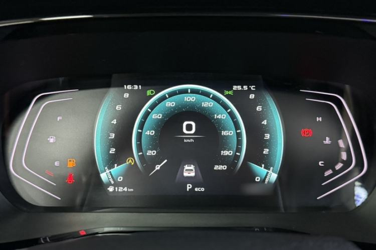 Used CHANGAN OSHAN X7 PLUS 2022 1.5T Blue Whale Edition Automatic Prestige Version Interior 9