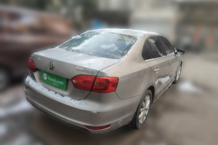 Used Volkswagen Sagitar 2012 1.4TSI Manual Luxury Model Rear Right 45 Deg