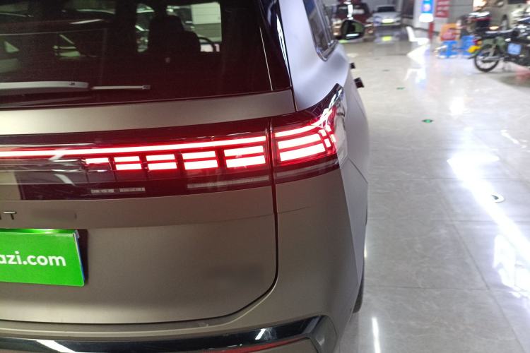 Used Volkswagen Teramont 2025 Tiguan Pro 450TSI Four-Wheel Drive Summit Edition
