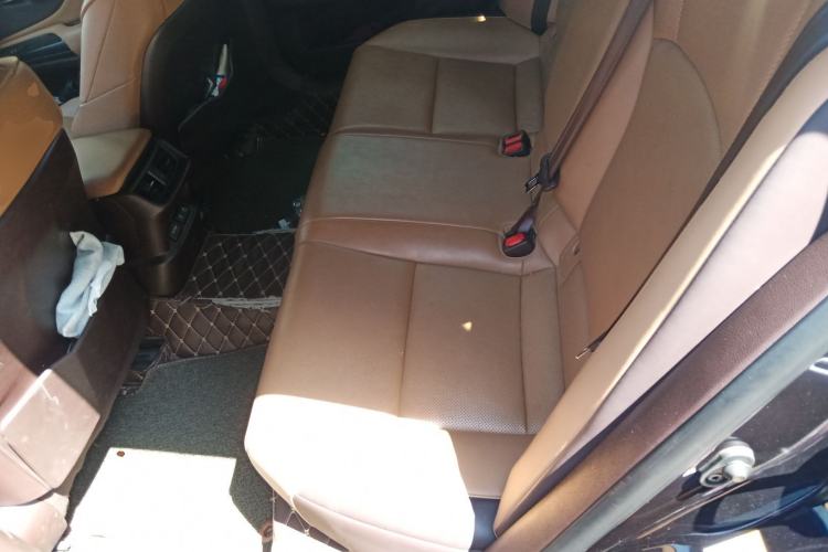 Used Lexus ES 2018 200 Excellence Edition China VI Standard
