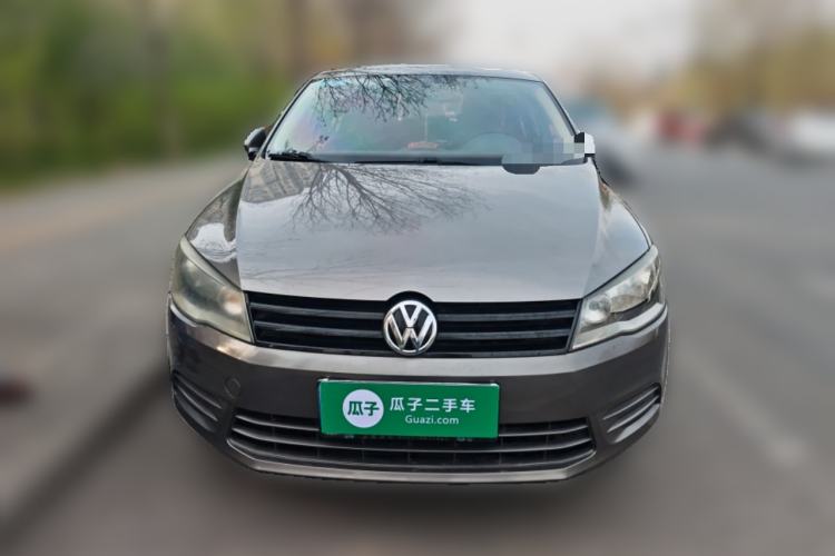 Used Volkswagen Jetta 2015 Value Edition 1.6L Manual Fashionable Style Front