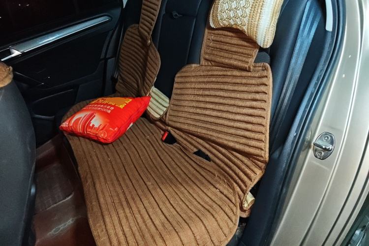 Used Volkswagen Golf Sportsvan 2016 230TSI Automatic Trend Edition Left Rear Seat