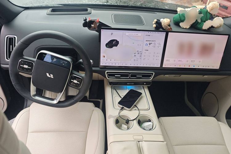 Used Li Auto L6 2025 Max Smart Refresh Edition Center Console