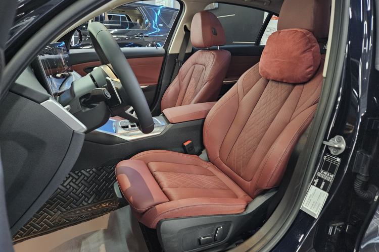 Used BMW 3 Series 2025 330Li M Sport Shadowline Package Left Front Seat