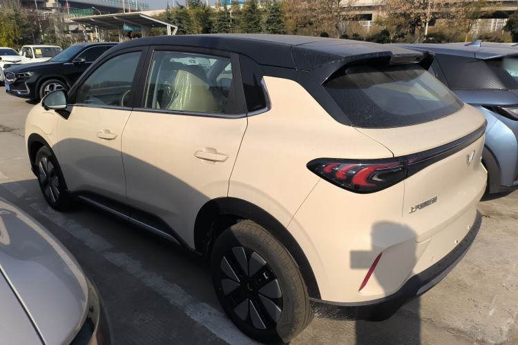 Used Wuling Bingo S 2025 Model 325km Deluxe Edition
