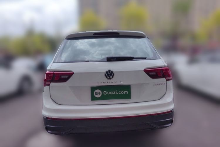 Used Volkswagen Tiguan L 2024 Outstanding Model 300TSI Automatic Two-Wheel Drive Longteng Edition Rear