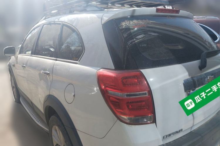 Used Chevrolet Captiva 2017 2.4L 4x4 Flagship Edition 7-Seater
