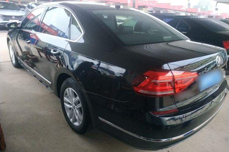 Used Volkswagen Passat 2016 330TSI DSG Luxury Edition Rear Left 45 Deg