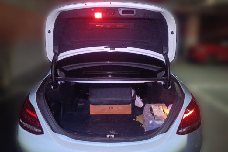 Used Mercedes-Benz C-Class 2015 Facelift C 200 L