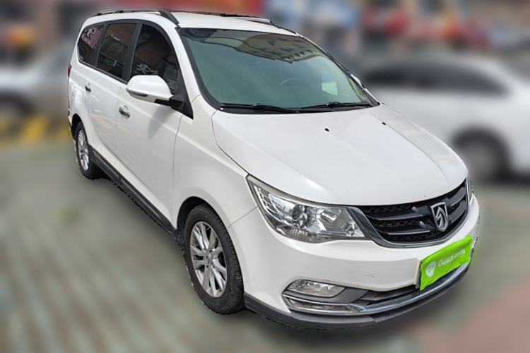 Used Baojun 730 2016 1.5T Manual Comfort Version 7 Seats Front Right 45 Deg