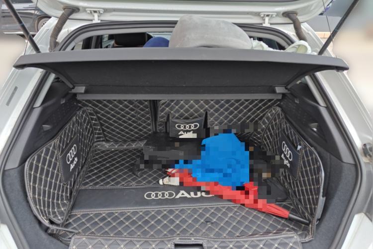 Used Audi A3 2020 Restyled Sportback 35 TFSI Entry-Level China VI Emission Standard Trunk