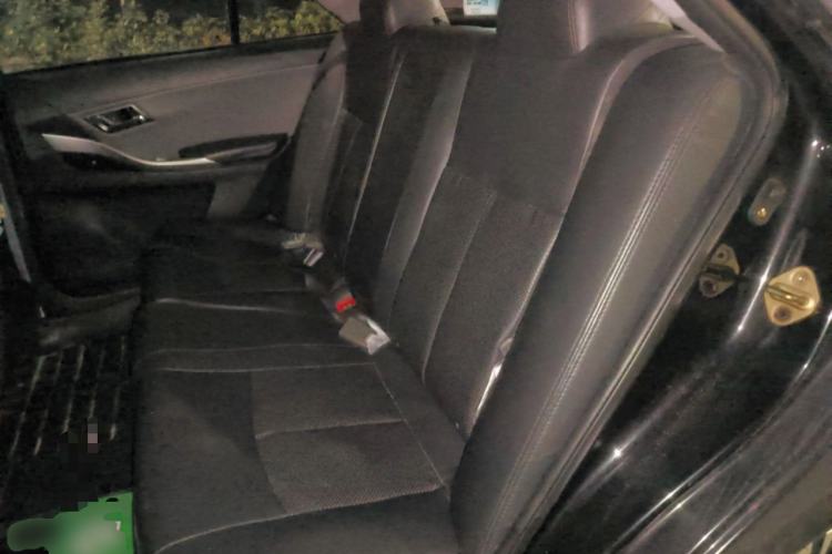 Used Zotye Z300 2014 New Vision 1.5L Manual Luxury Model