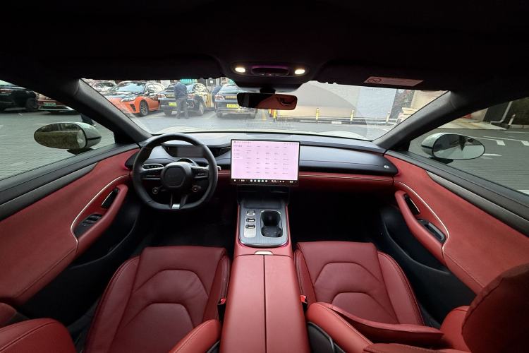 Used Xiaomi Auto SU7 2024 Rear-Drive Long-Range Intelligent Driving Version
