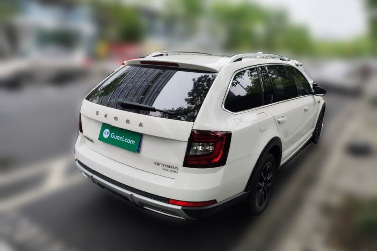 Used Skoda Octavia 2019 TSI230 DSG Luxury Edition Station Wagon China V Standard Rear Right 45 Deg