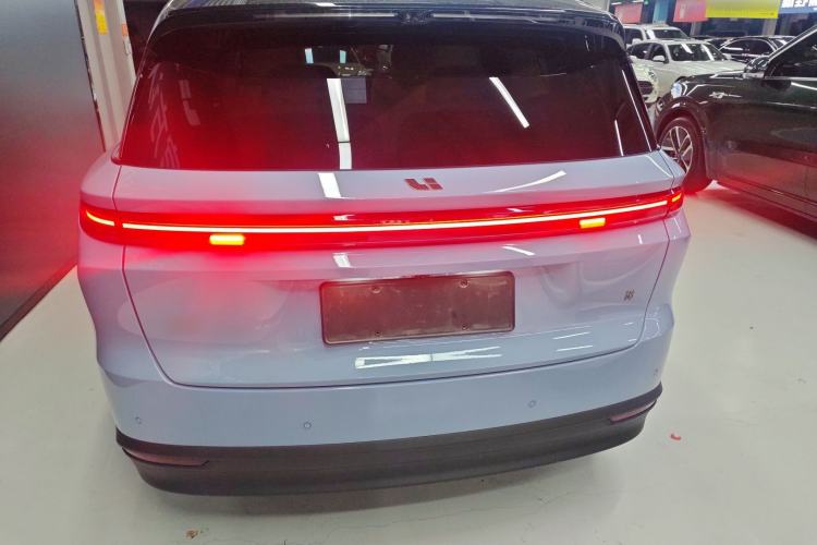 Used Li Auto i8 2025 Model Standard Version Rear