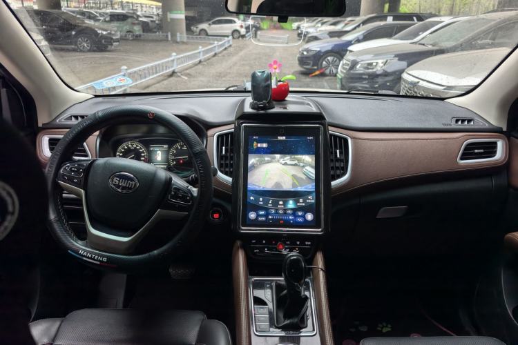 Used SWM X7 2018 1.5T Automatic Smart Enjoyment Version 7 Seats Center Console