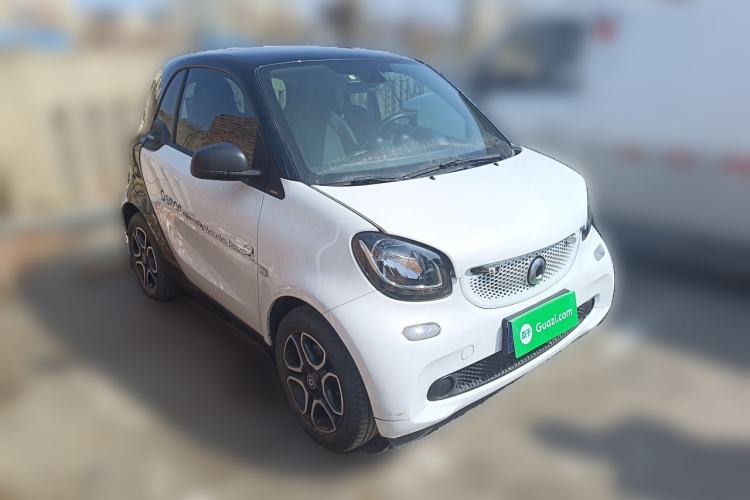 Used smart fortwo 2019 0.9T 66kW Hardtop Wind Power Edition China VI Front Right 45 Deg