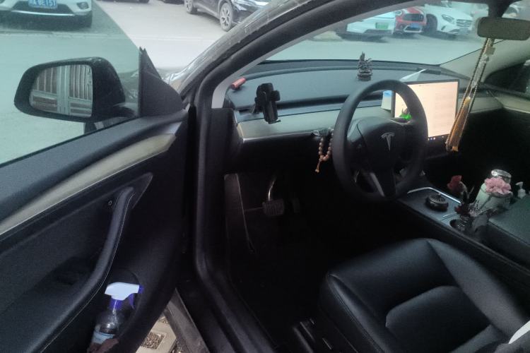 Used Tesla Model Y 2022 Rear-Wheel-Drive Version