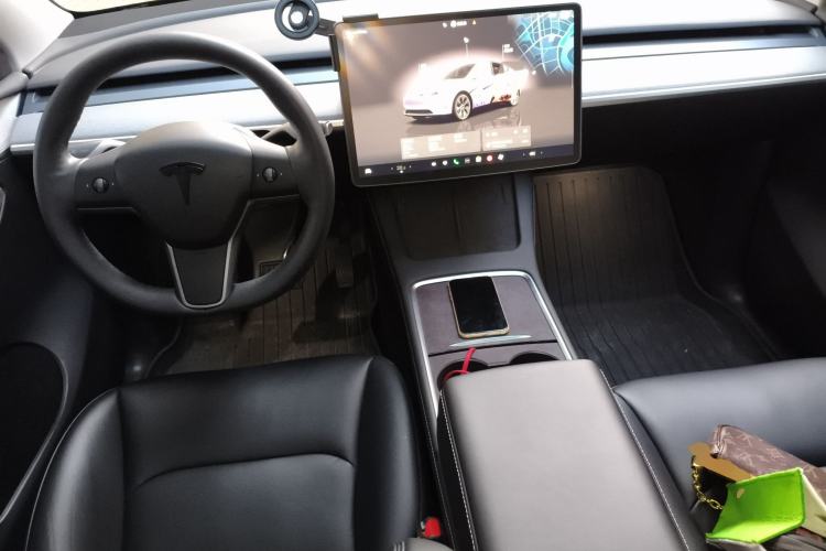 Used Tesla Model Y 2023 Rear-Wheel-Drive Version