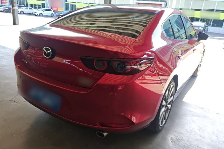 Used Mazda 3 Axela 2021 2.0L Automatic Zhiyao Edition
