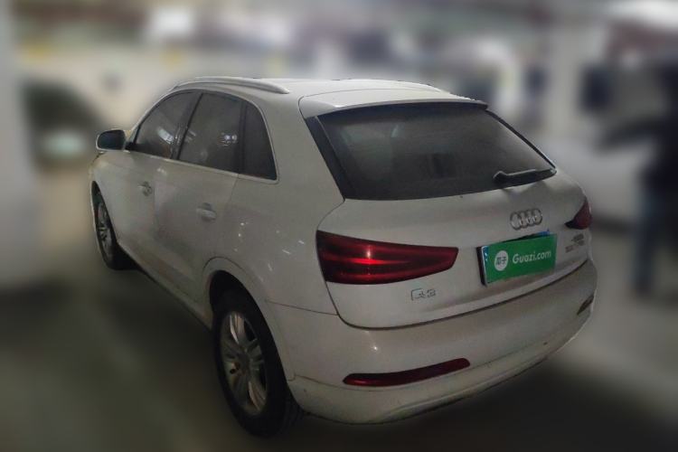 Used Audi Q3 2015 35 TFSI Comfort Model Rear Left 45 Deg