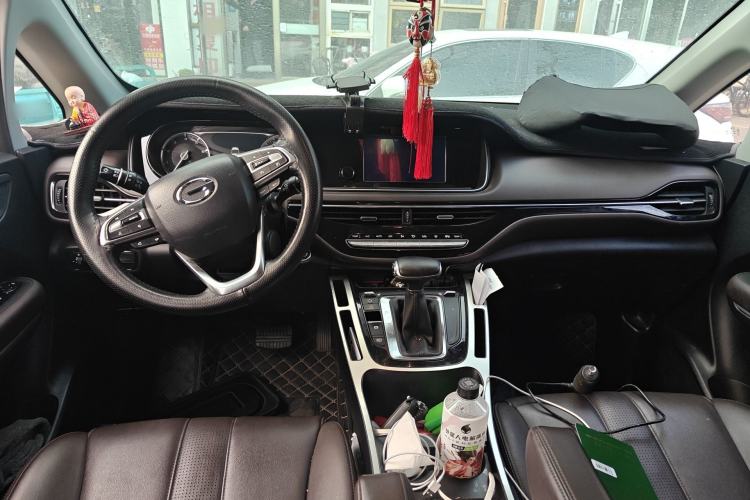 Used GAC Trumpchi M6 2019 270T Automatic Luxury Edition (7-seater) China V Standard Center Console