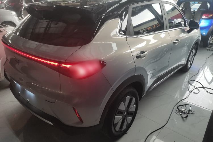 Used Wuling Bingo S 2025 Model 325km Deluxe Edition
