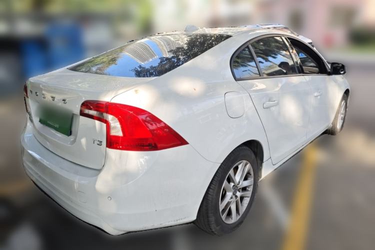 Used Volvo S60 2017 S60L T3 Smart Upgrade Edition
