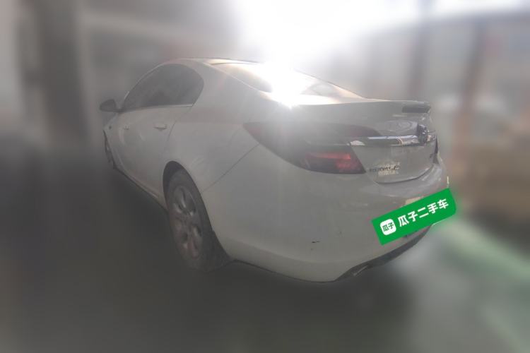 Used Buick Regal 2015 1.6T Leading Technology Model Rear Left 45 Deg