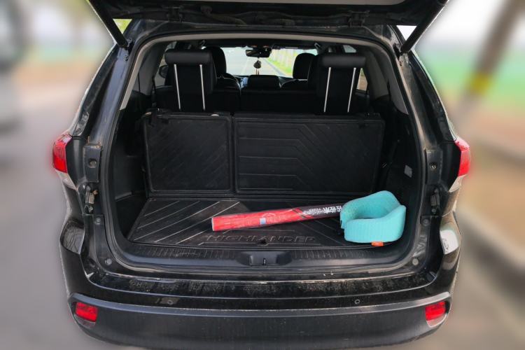 Used Toyota Highlander 2018 2.0T Four-Wheel Drive Prestige Version 7 Seats China VI Standard