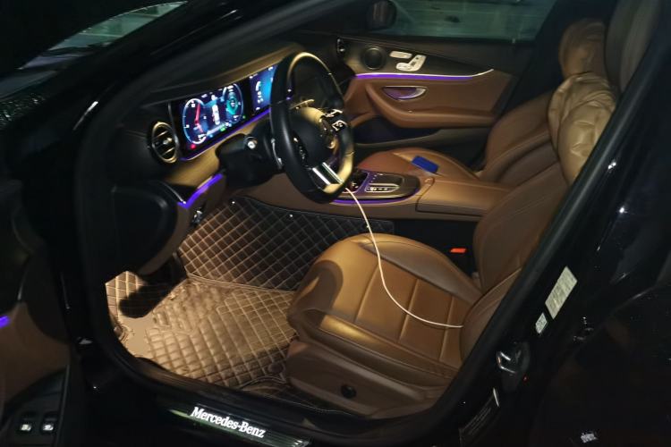 Used Mercedes-Benz E-Class New Energy 2021 E 350 e L Plug-in Hybrid Sports Sedan Driver Seat