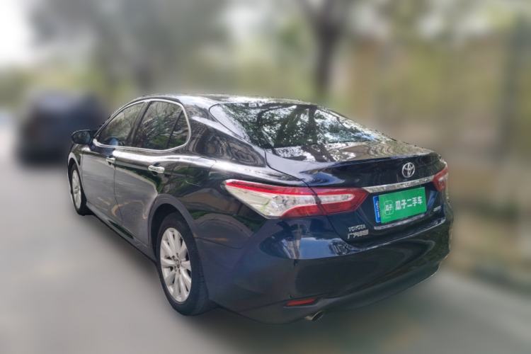 Used Toyota Camry 2018 2.0G Luxury Edition
