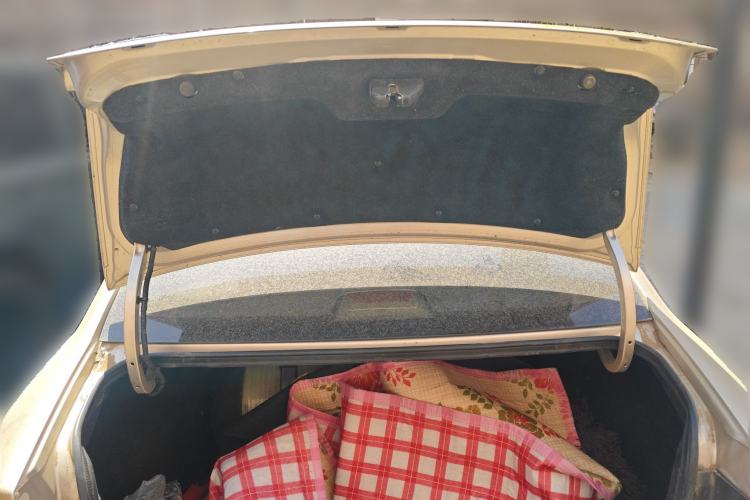 Used Roewe 350 2013 350S 1.5L Manual Xunchi Edition
