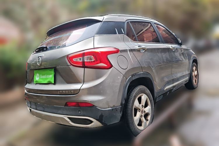 Used Baojun 510 2017 1.5L Manual Fashion Model