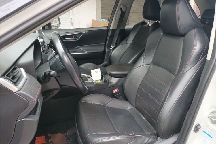 Used Toyota Wildlander New Energy 2021 High-Performance Edition 2.5L Four-Wheel Drive Powerful Version Left Front Seat