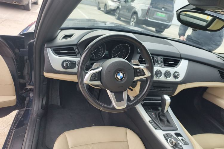 Used BMW Z4 2009 sDrive23i Leading Model