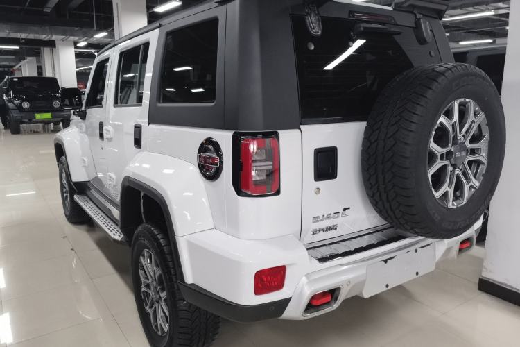 Used BAIC Off-Road BJ40 2023 2.0T Automatic Four-Wheel Drive Urban Hunter Edition Chivalrous Type