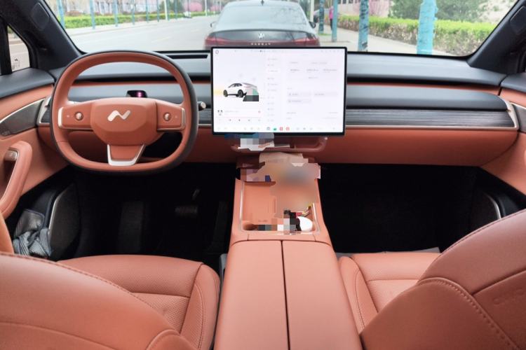 Used ONVO L60 2024 60 kWh Rear-Drive Version