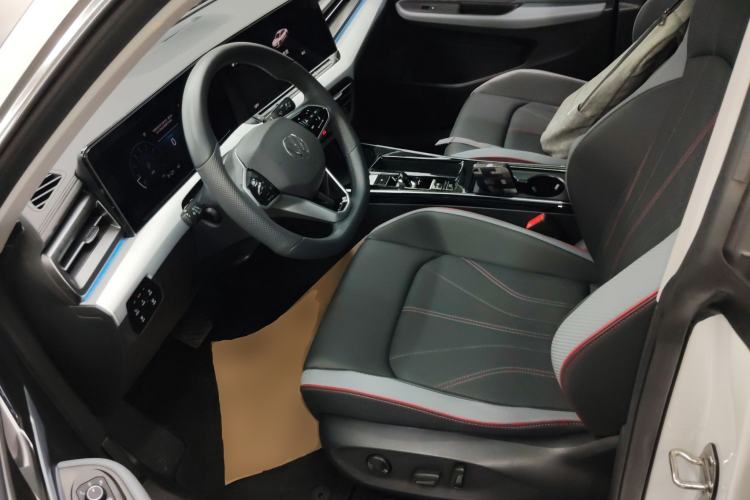 Used Volkswagen Lamando 2024 Lavida L 280TSI DSG Cool & Spicy Edition
