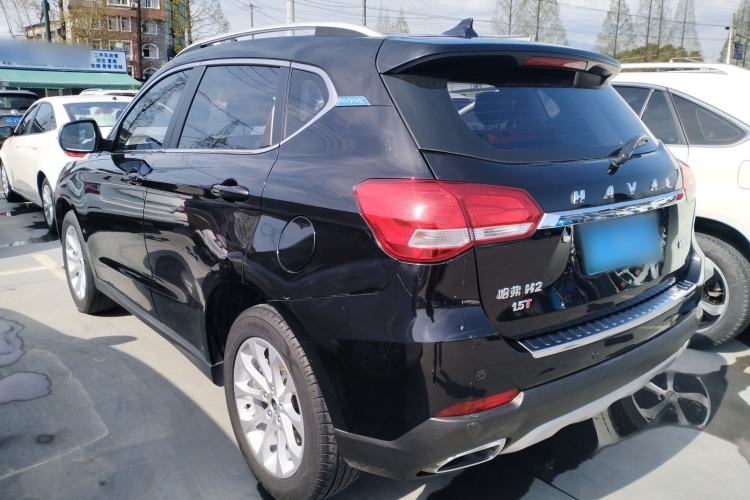 Used Haval H2 2017 Blue Label 1.5T Manual Two-Wheel Drive Luxury Model